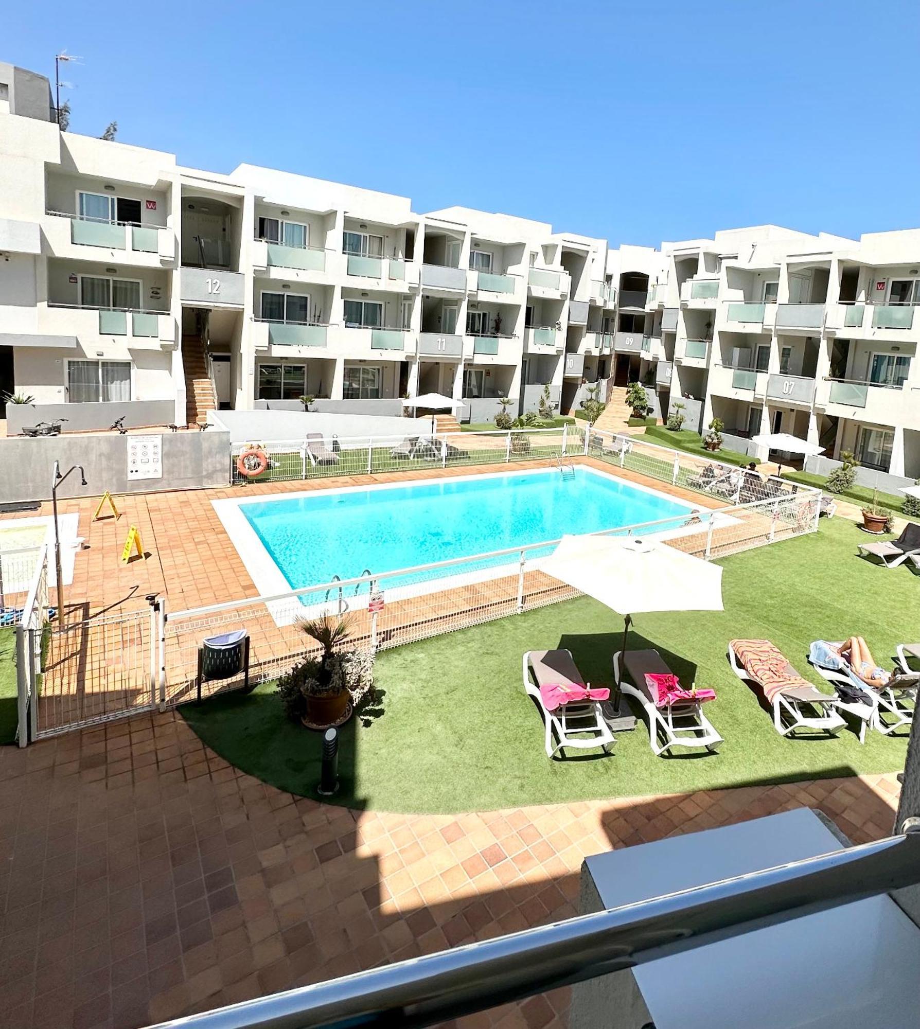 Tutti Frutti Con Piscina, Terraza Soleada Privada, Primera Planta Y Wi-Fi Κοραλέχο Εξωτερικό φωτογραφία